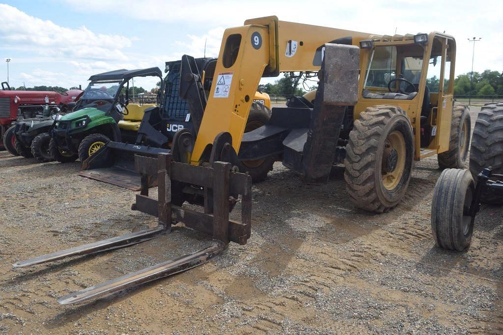 Image of Caterpillar TL943 Primary image