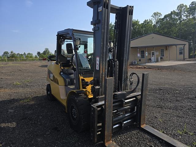 Image of Caterpillar LP equipment image 3