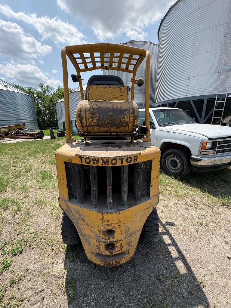 Image of Caterpillar V40B Image 1