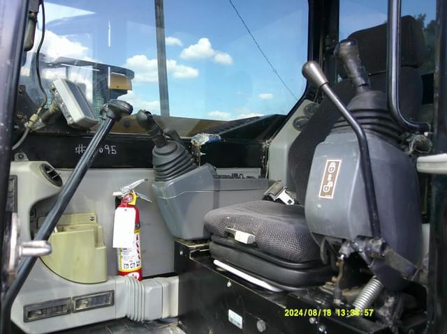 Image of Caterpillar 308E2 CR equipment image 3