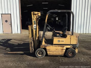 Main image Caterpillar V35D