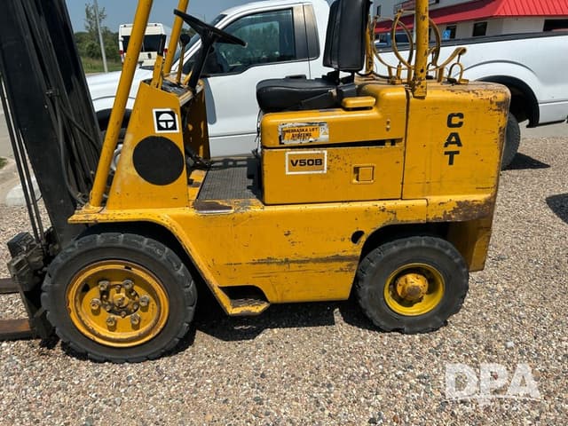 Image of Caterpillar V50B equipment image 1
