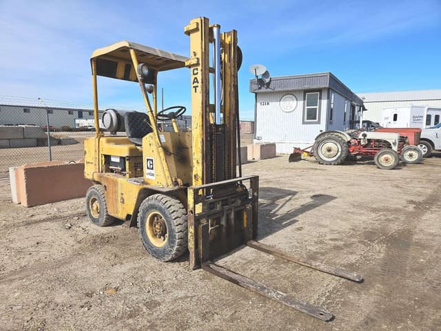 Image of Caterpillar V50B equipment image 1