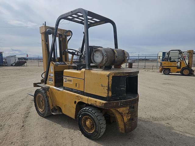 Image of Caterpillar V50C equipment image 4