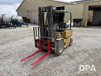 Main image Caterpillar V50D