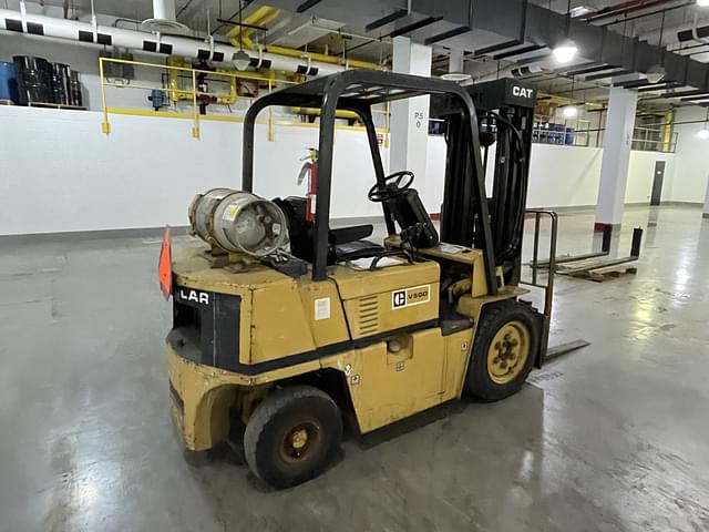 Image of Caterpillar V50D equipment image 4
