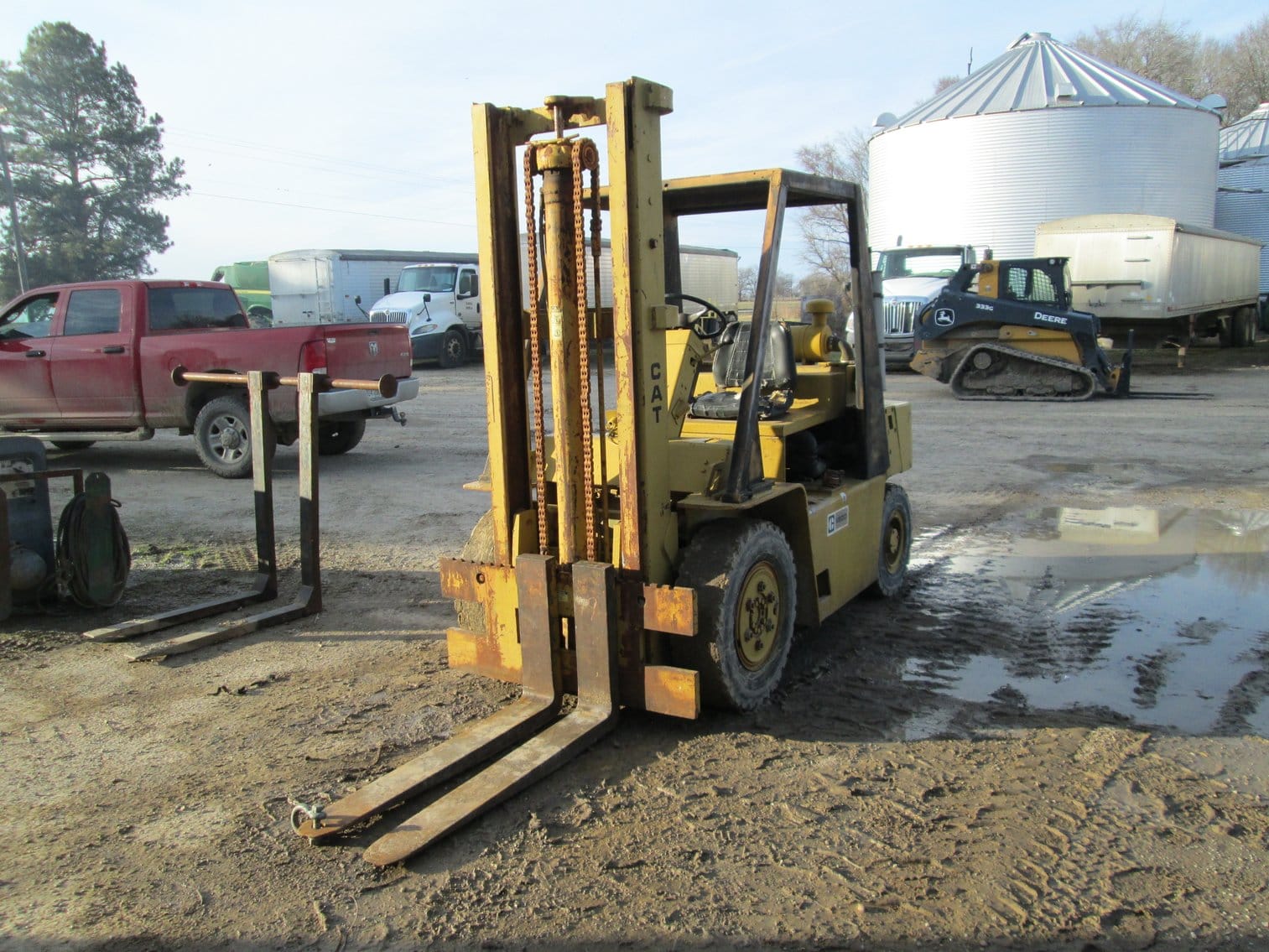 Caterpillar V800 Equipment Image0