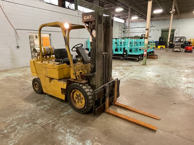 Image of Caterpillar VC600 equipment image 2