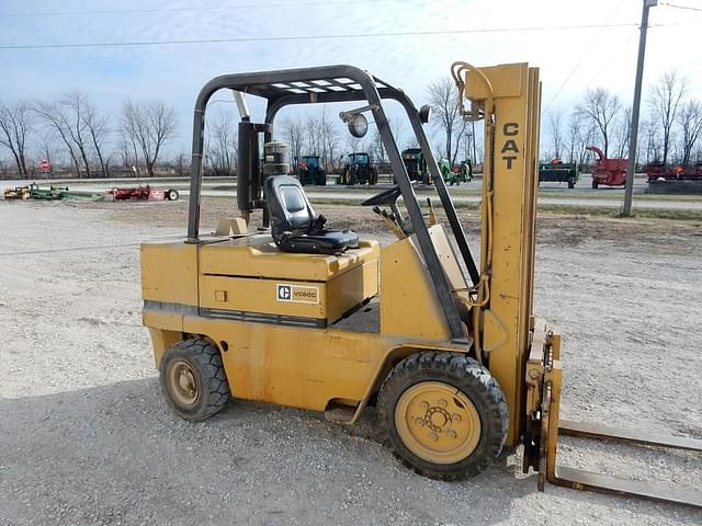 Image of Caterpillar VC60C equipment image 4