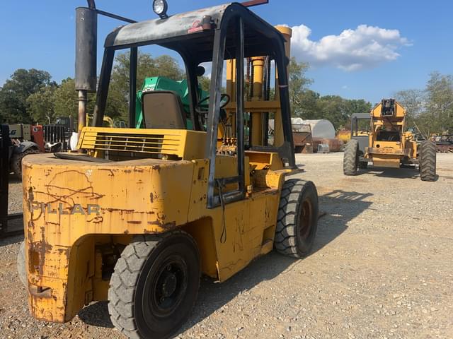 Image of Caterpillar V80D equipment image 3