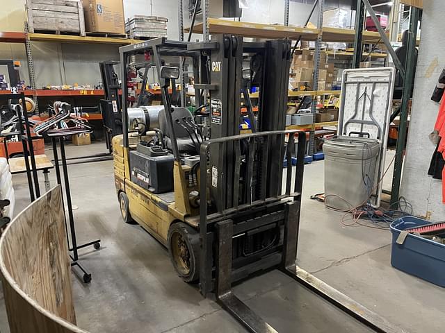 Image of Caterpillar GC30 equipment image 2