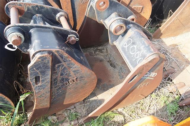 Image of Caterpillar Backhoe Bucket equipment image 1