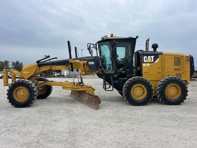 Image of Caterpillar 12M2 equipment image 2