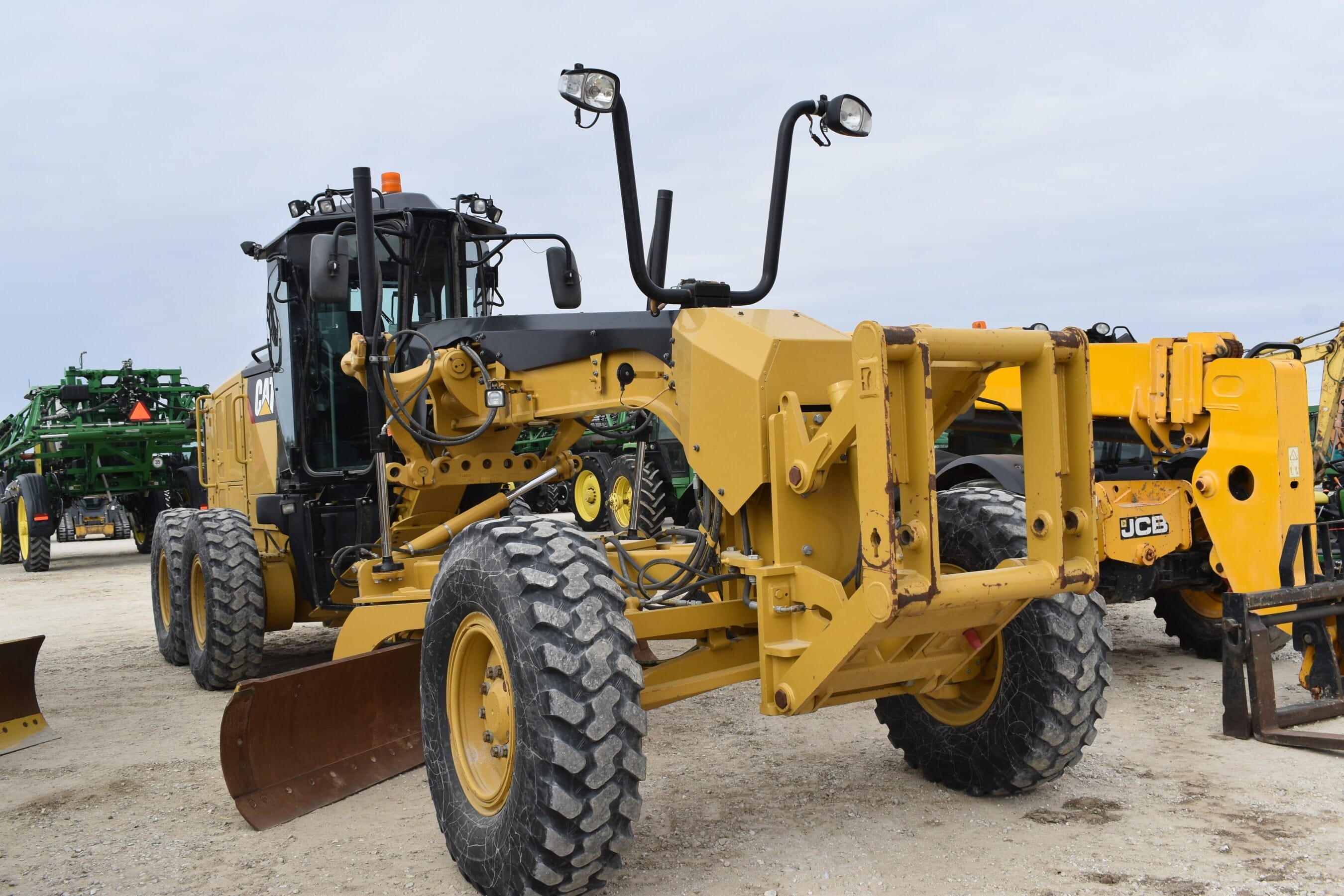 Caterpillar 12M3 Equipment Image0