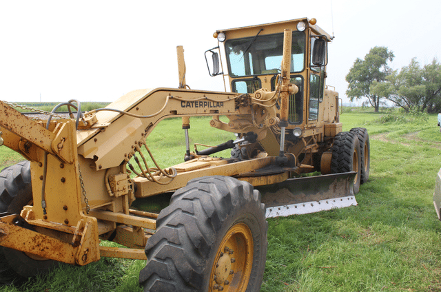 Image of Caterpillar 140G equipment image 2