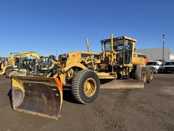 Main image Caterpillar 143H