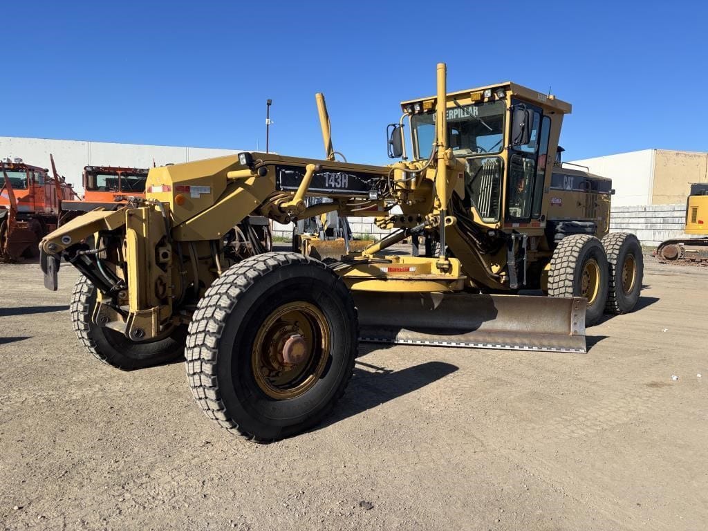 Caterpillar 143H Equipment Image0