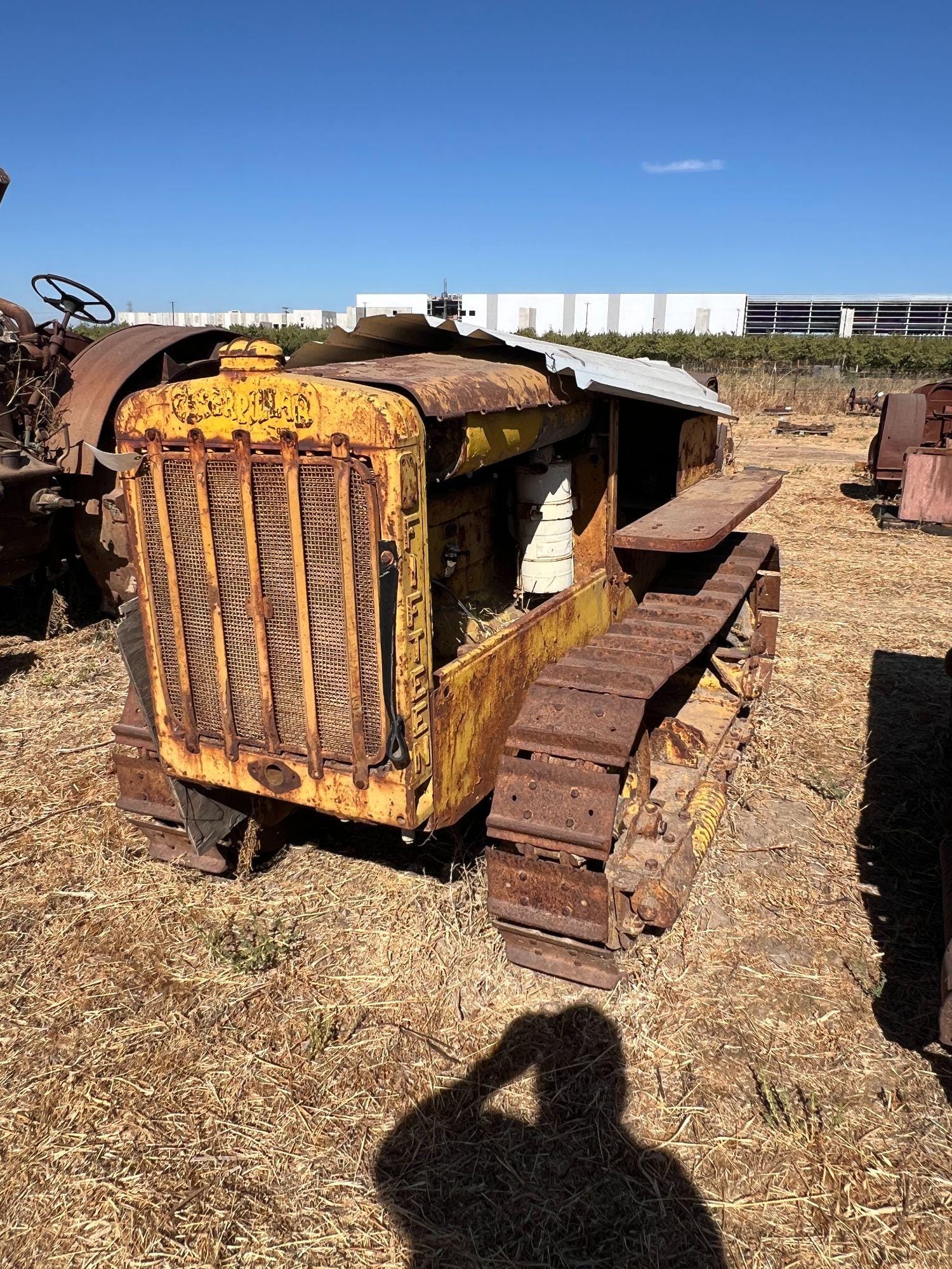 Main image Caterpillar 15