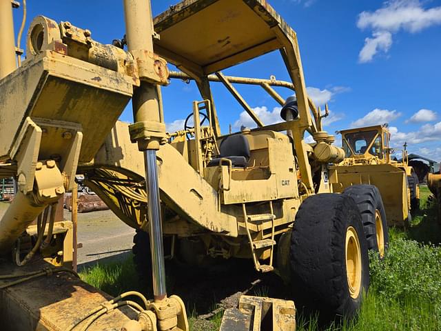 Image of Caterpillar 16 equipment image 4