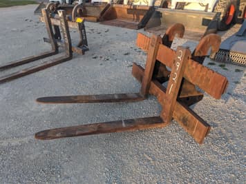 Main image Caterpillar Pallet Forks