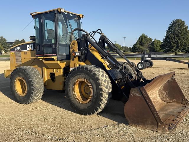 Image of Caterpillar IT28G equipment image 2