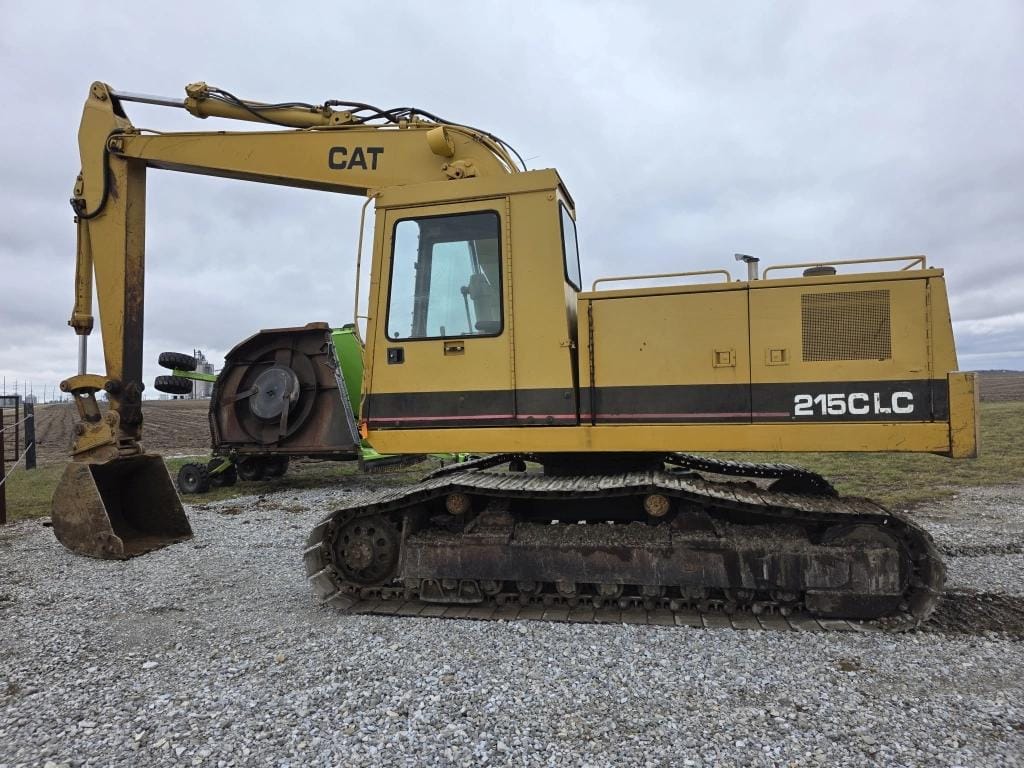 Caterpillar 215C Equipment Image0