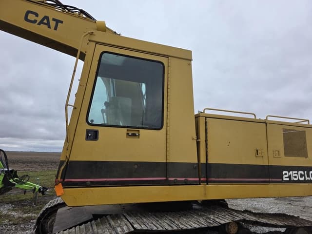 Image of Caterpillar 215C equipment image 1