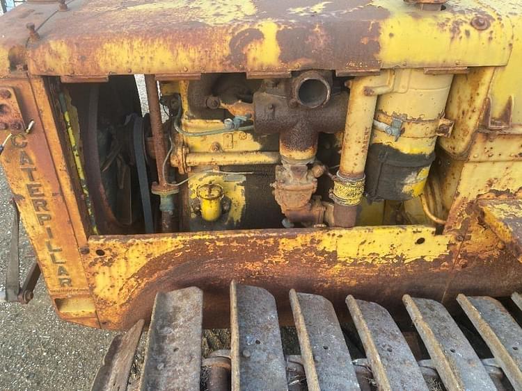 Main image Caterpillar Twenty-Two 1