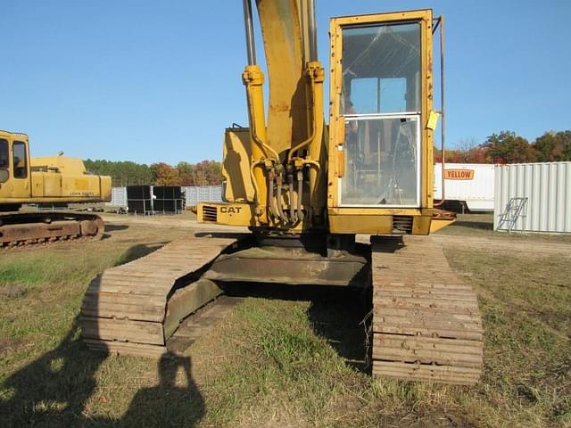 Image of Caterpillar 225LC equipment image 4