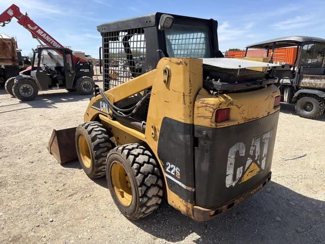 Image of Caterpillar 226 equipment image 2