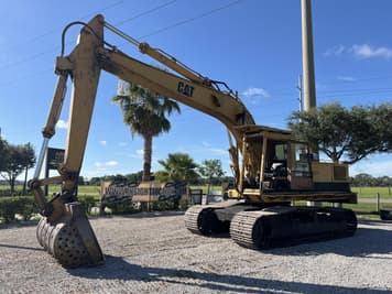 Main image Caterpillar 235