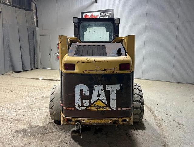 Image of Caterpillar 236 equipment image 3