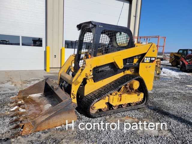 Image of Caterpillar 239D equipment image 2