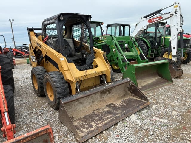 Image of Caterpillar 242D equipment image 1