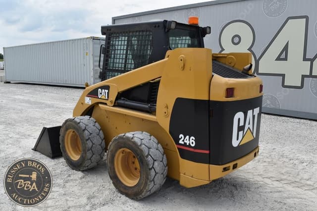 Image of Caterpillar 246 equipment image 3