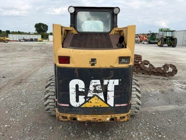 Image of Caterpillar 246 equipment image 4