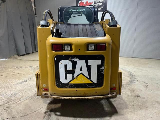 Image of Caterpillar 246C equipment image 3