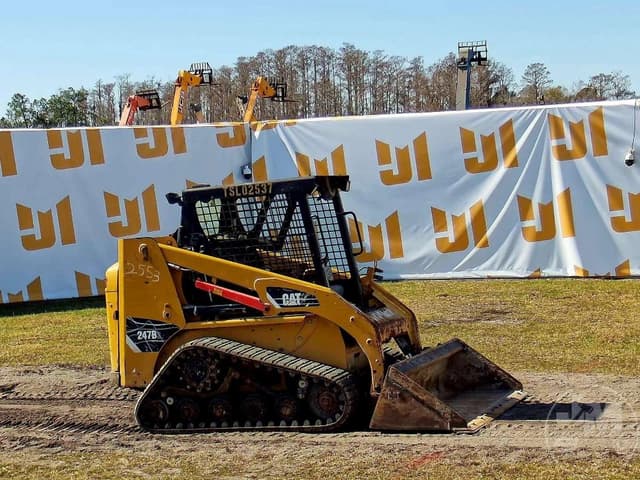 Image of Caterpillar 247B3 equipment image 4