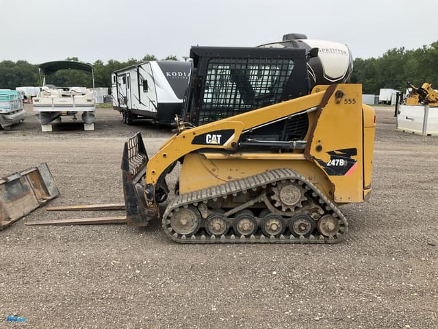 Image of Caterpillar 247B3 equipment image 2