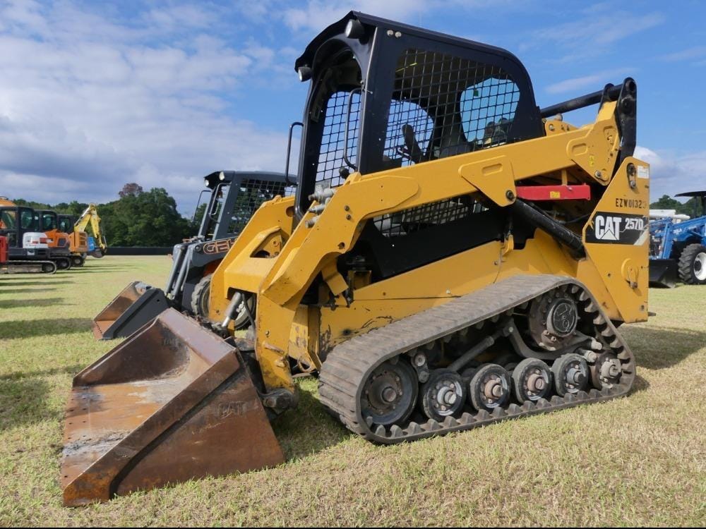 Caterpillar 257D Equipment Image0