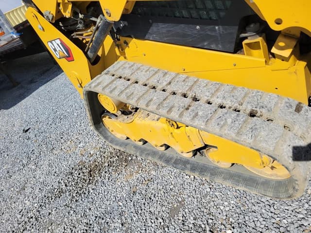 Image of Caterpillar 259D3 equipment image 3