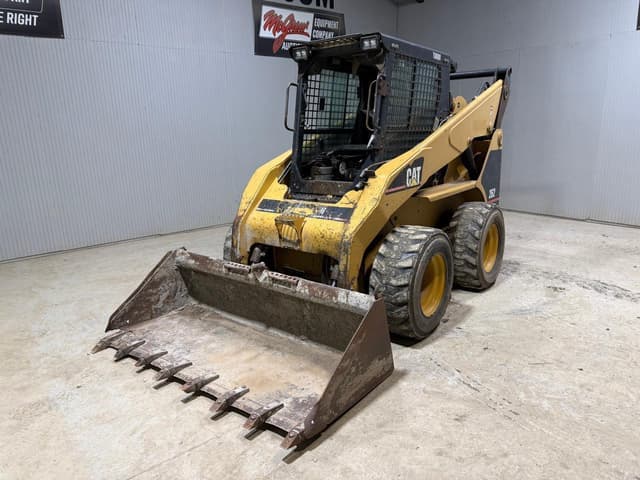 Image of Caterpillar 262 equipment image 1