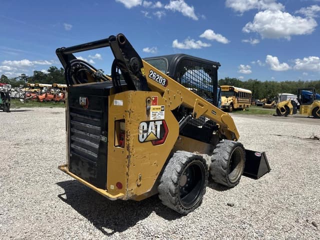 Image of Caterpillar 262D3 equipment image 3