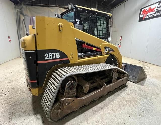 Image of Caterpillar 267B equipment image 4