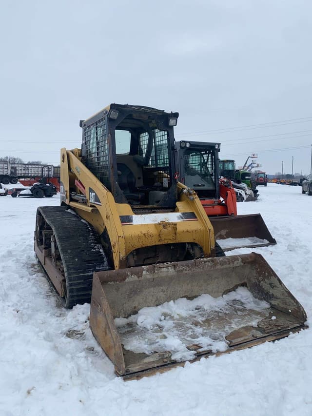 Image of Caterpillar 277B equipment image 3