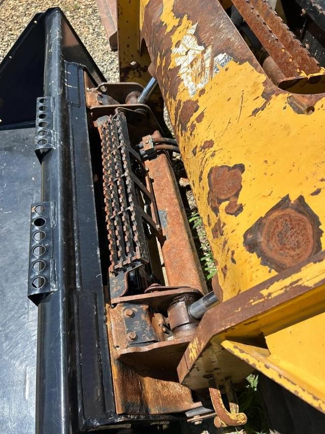 Image of Caterpillar 279D equipment image 3