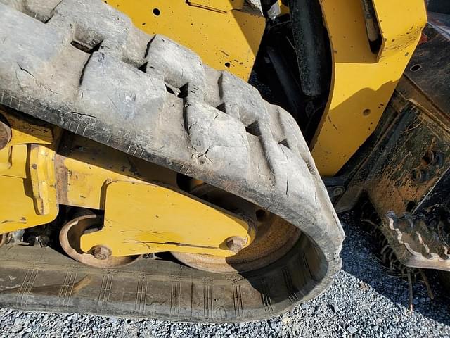 Image of Caterpillar 299D2 XHP equipment image 3