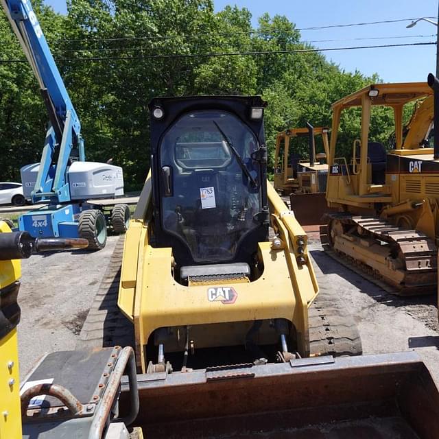 Image of Caterpillar 299D3 equipment image 2