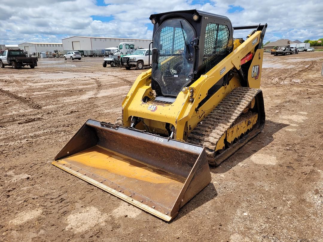 Image of Caterpillar 299D3 Primary image