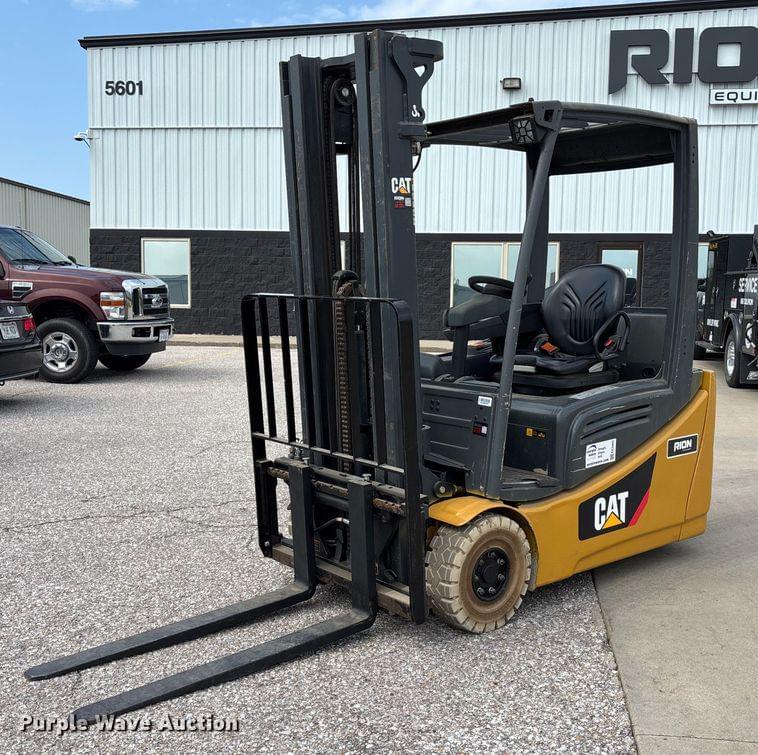 Image of Caterpillar 2ET3000 Primary image